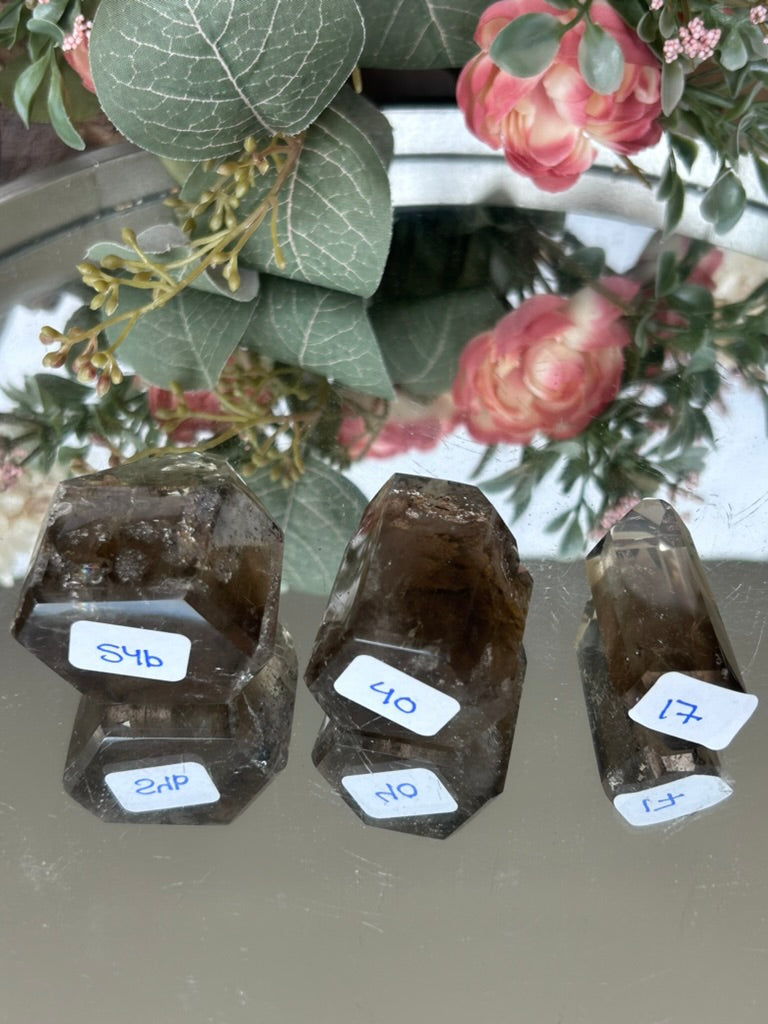 Garden Citrine 54b, 40, 17
