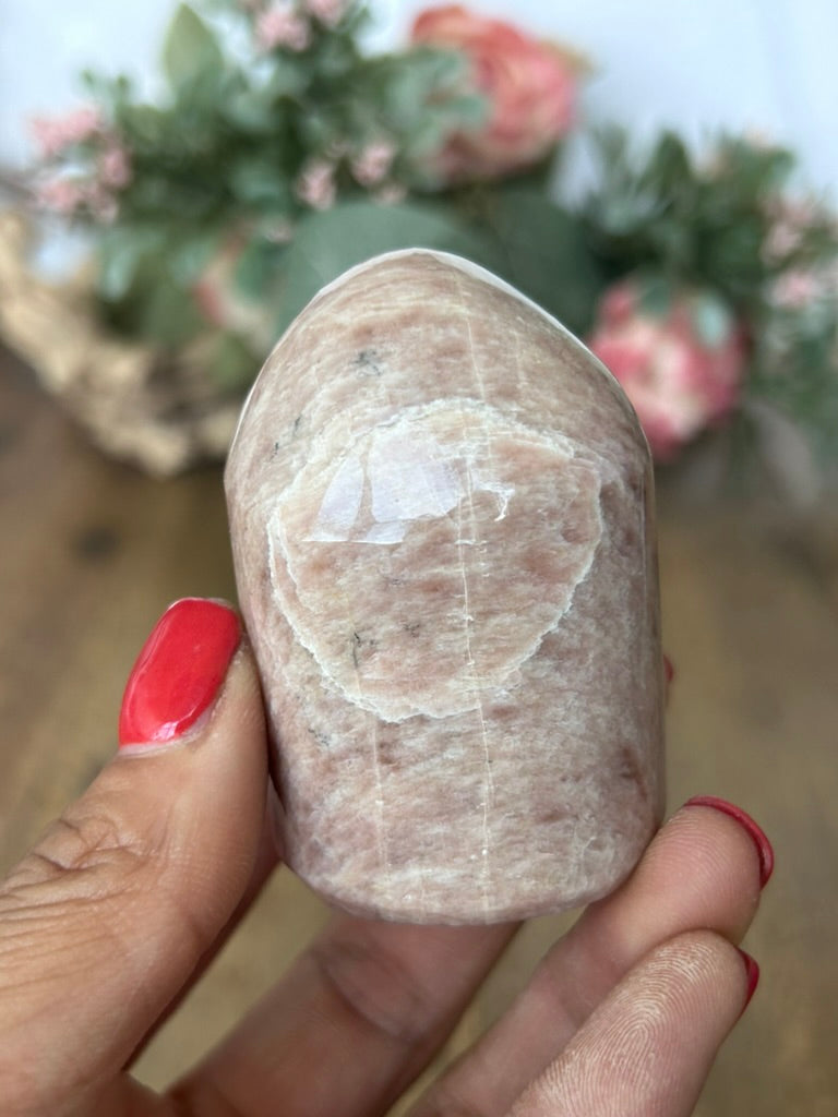 Peach Moonstone Free Form 38