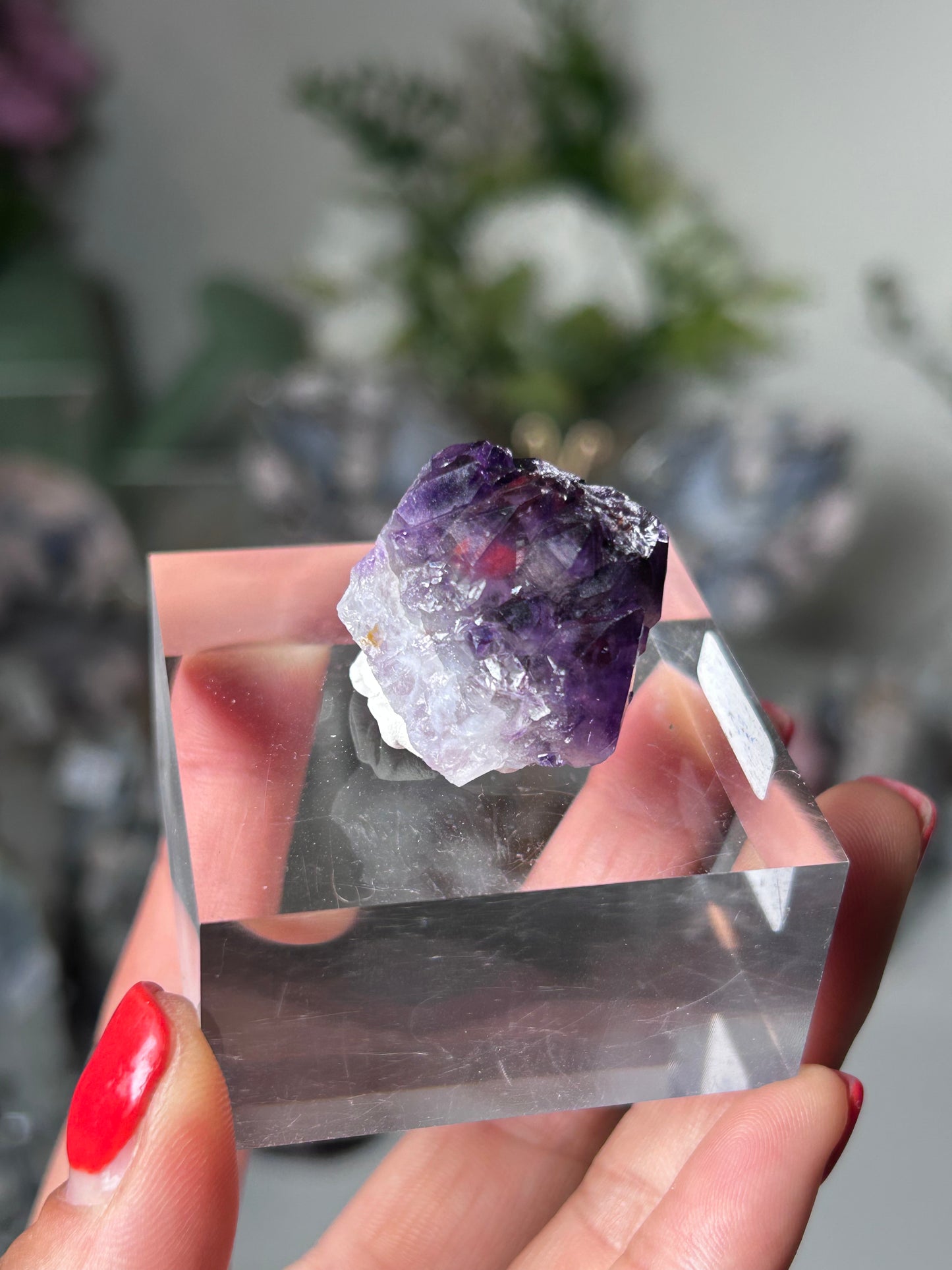 Amethyst Elestial with Red Hematite 15c