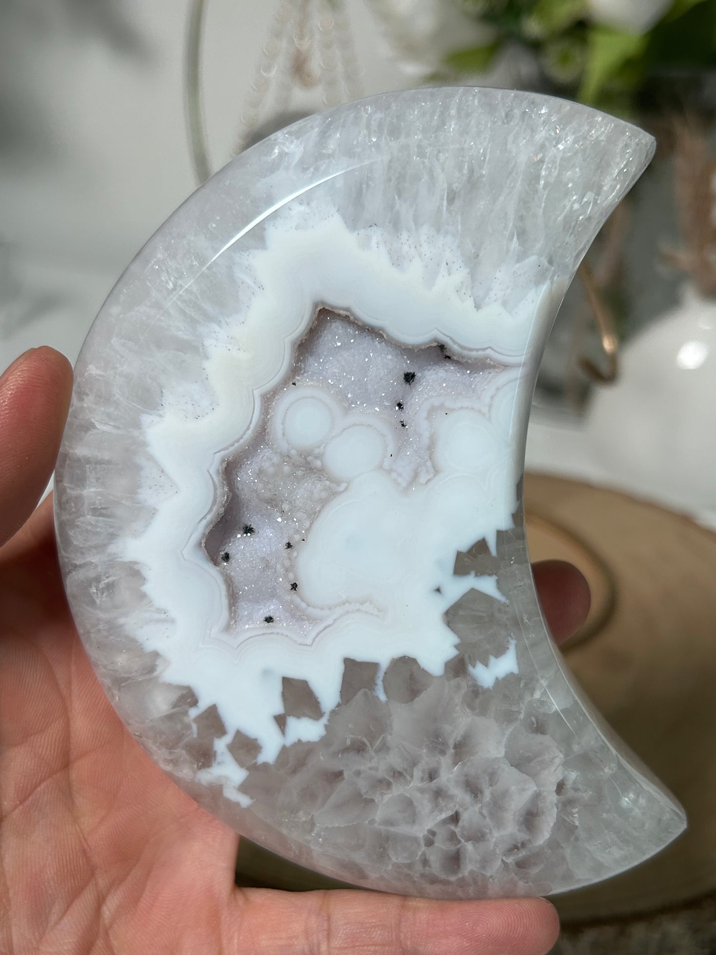 Druzy Agate Moon on Stand 109