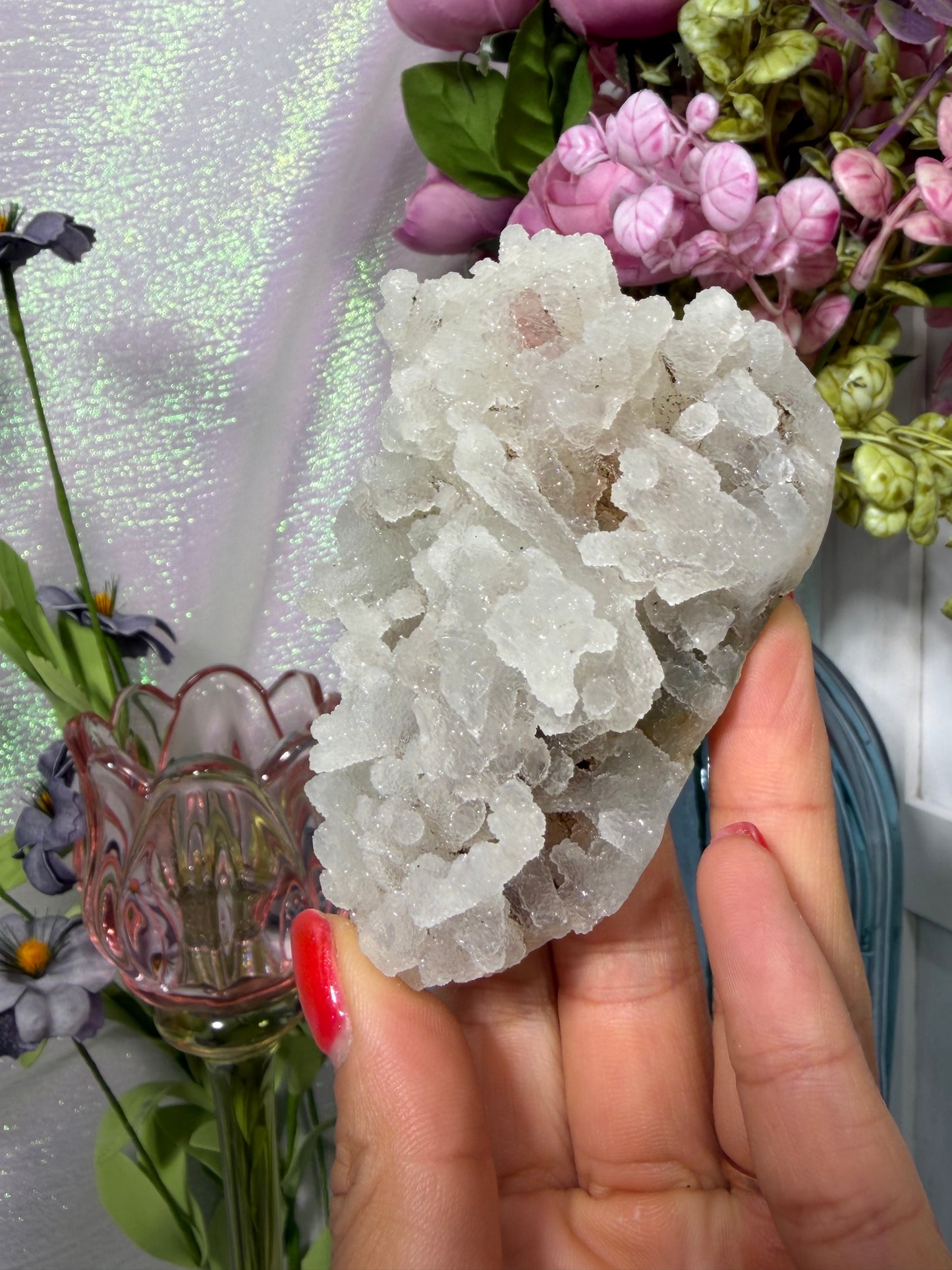 Chalcedony stalactite with hematite inclusions 30