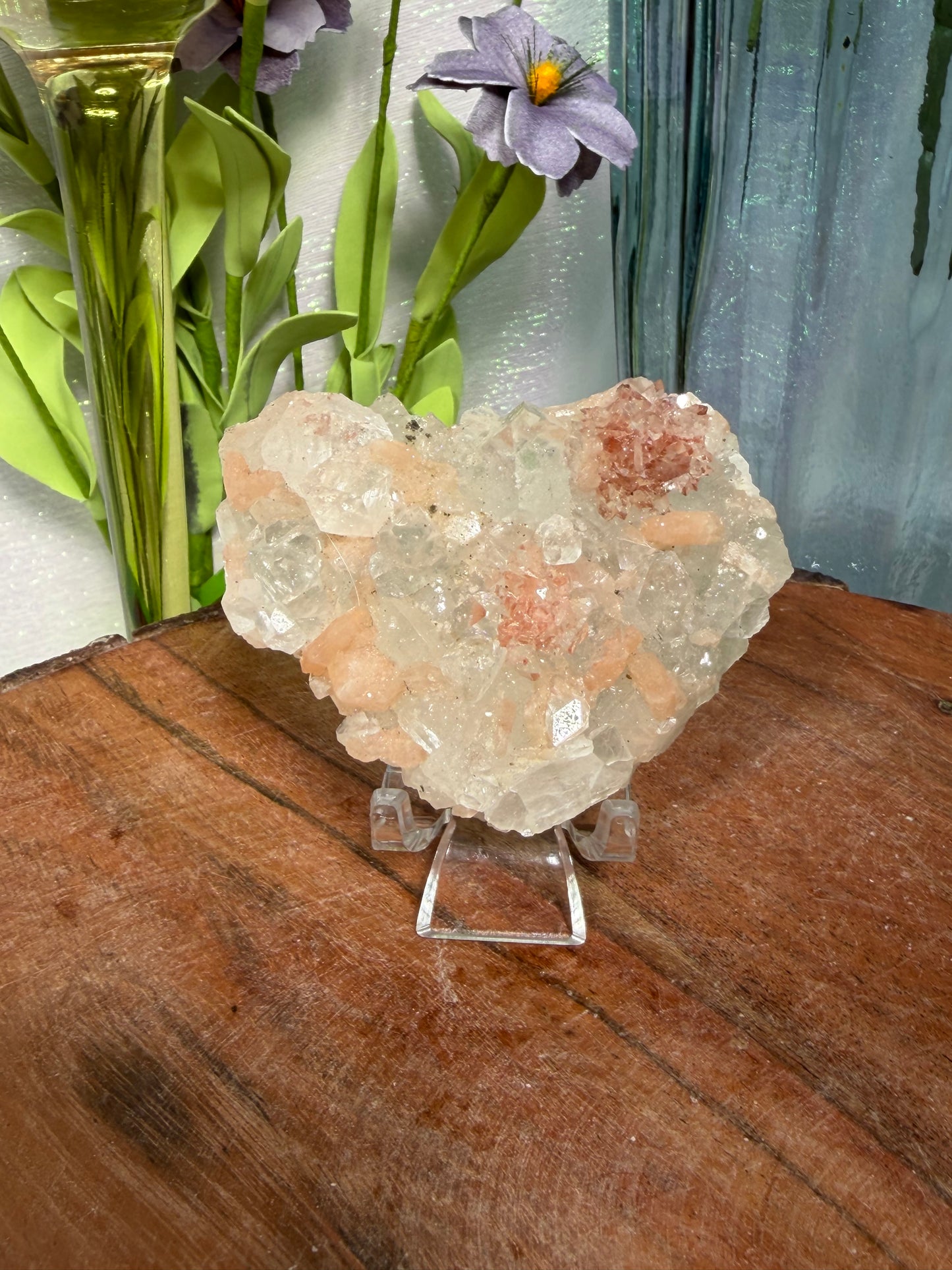Diamond Apophyllite with hematite and stilbite "HEART"
