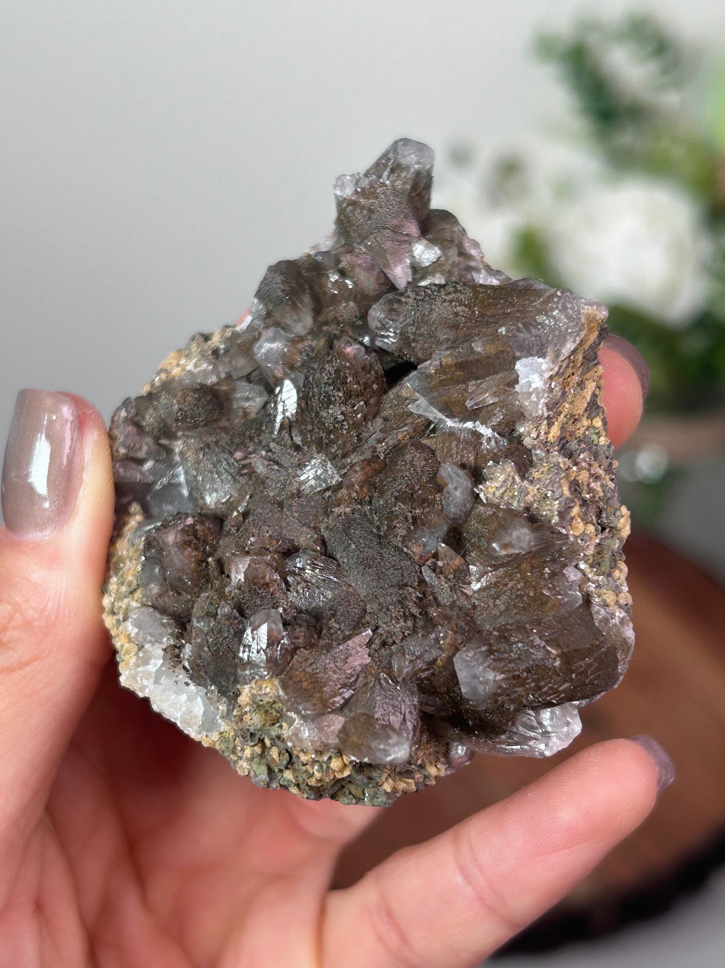 Dog Tooth Calcite with heulandite & chalcedony 28