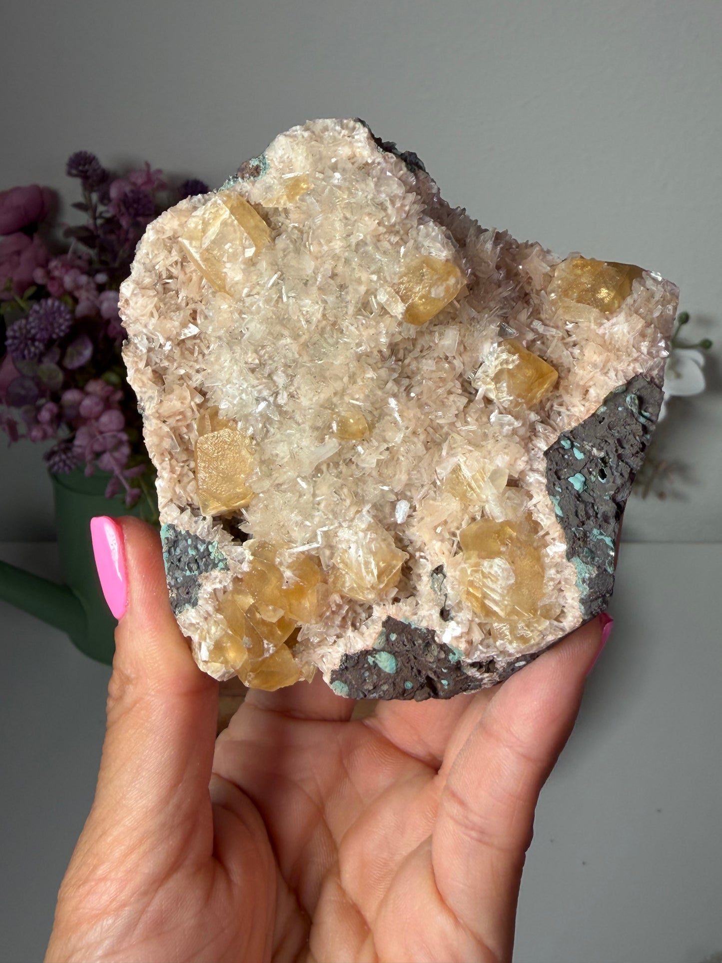 Honey Calcite on Micro Heulandite, India 48
