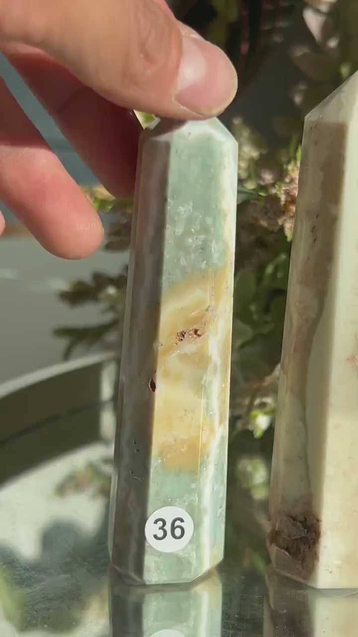Green Sardonyx Tower | Crystal Point