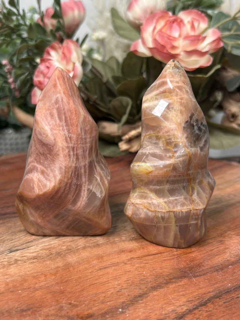 Peach Moonstone Flame