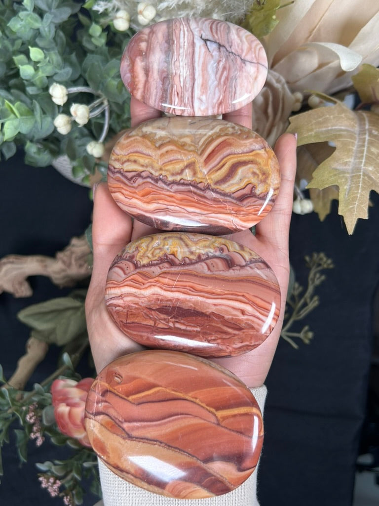 Wave Dolomite Rolling Hills Palm Stone