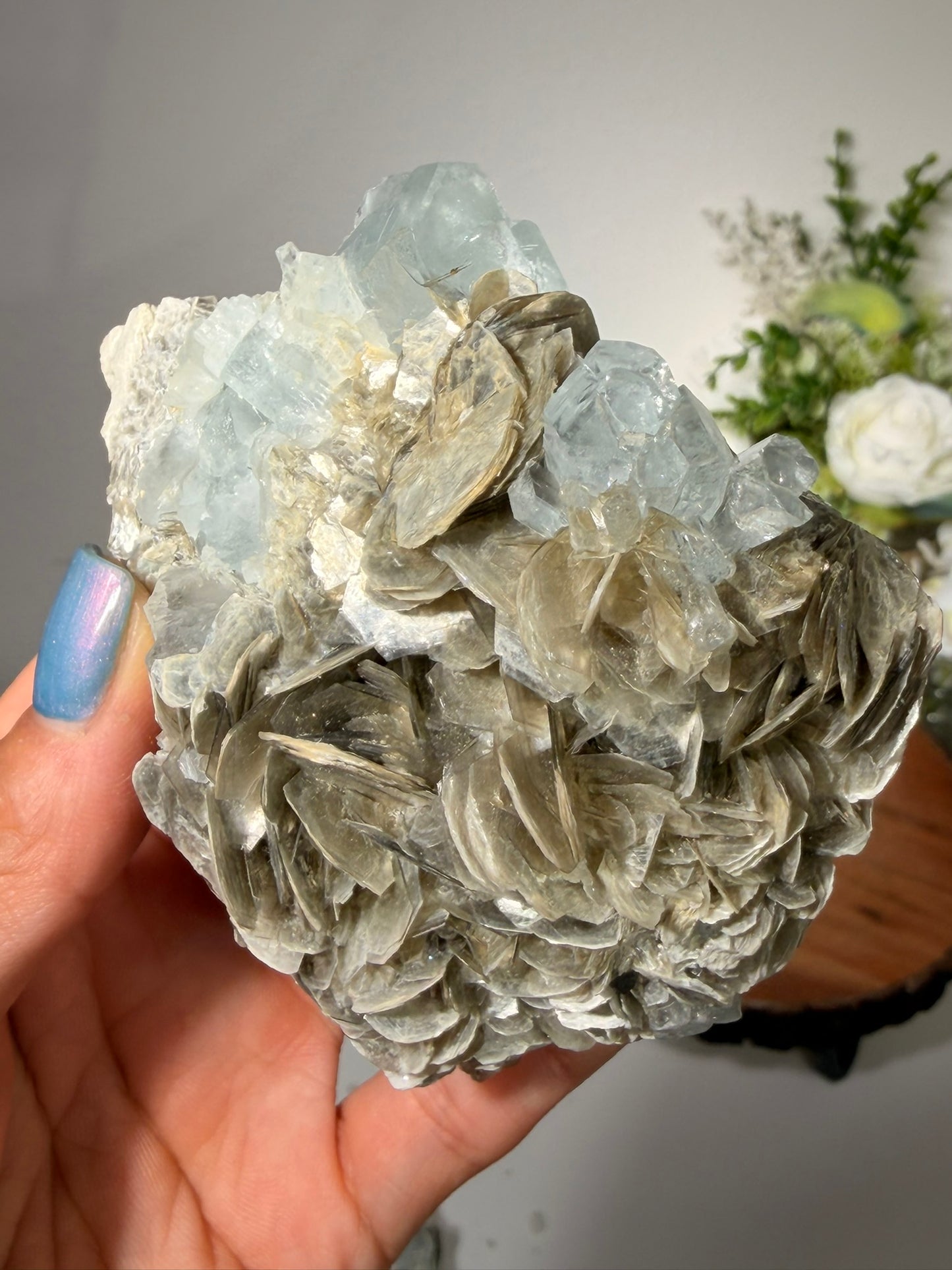 Himalayan Aquamarine on Muscovite 380