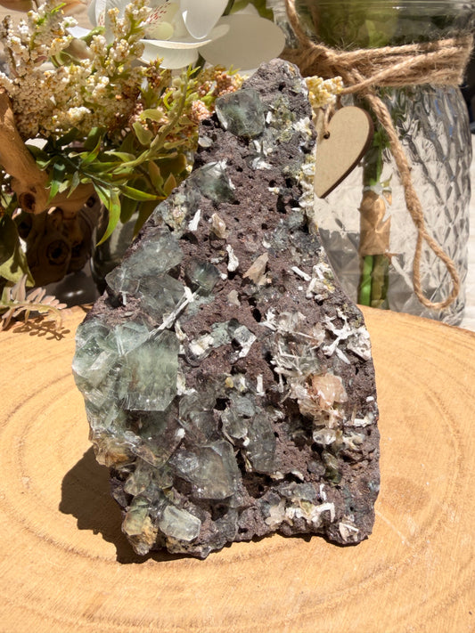 Disco Marshy Apophyllite 70c
