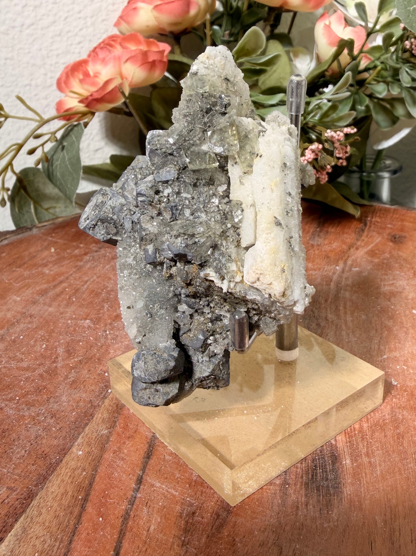 Galena on druzy barite, pyrite