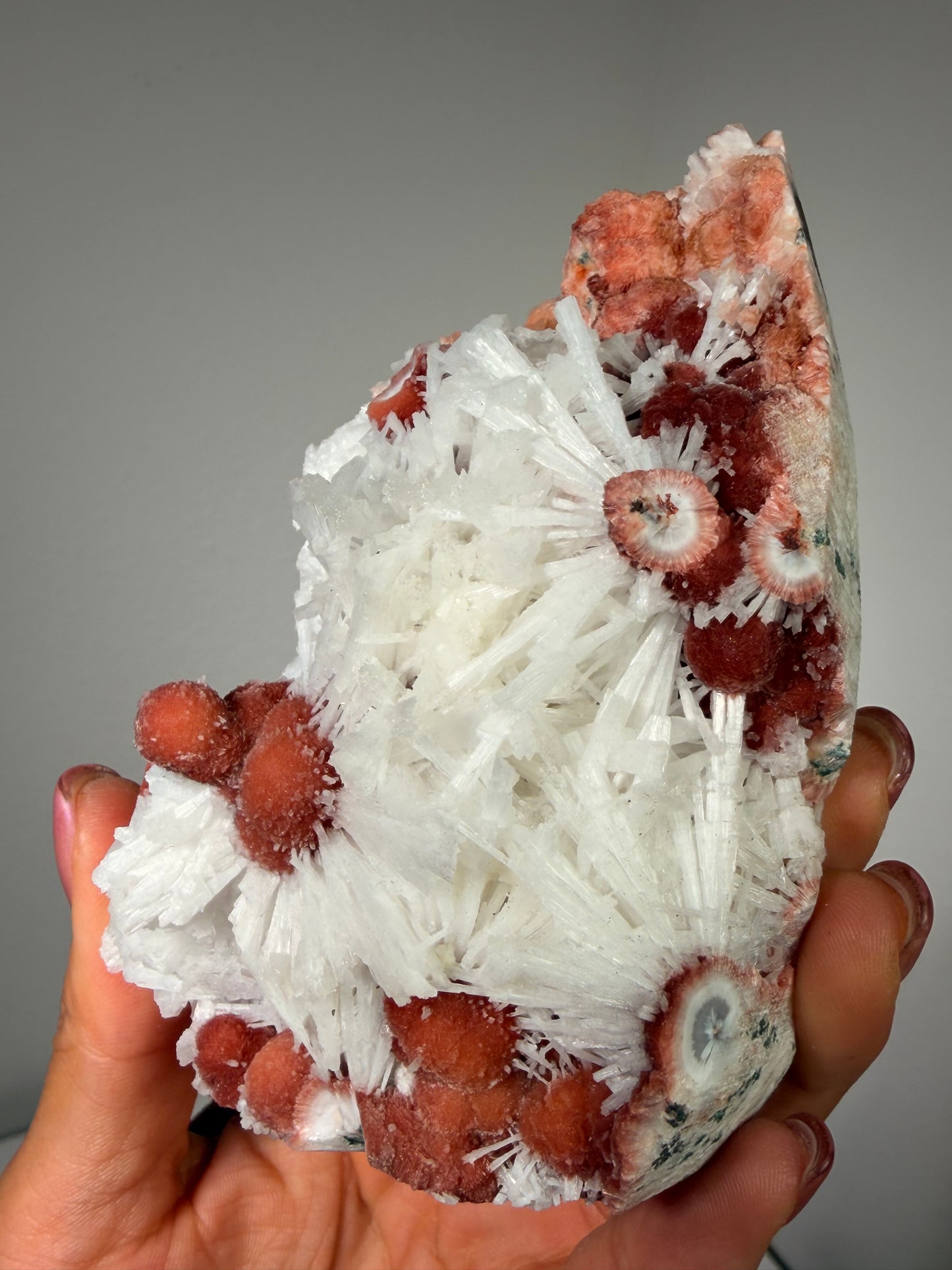 Red Thomsonite with Scolecite and Caclite 375b