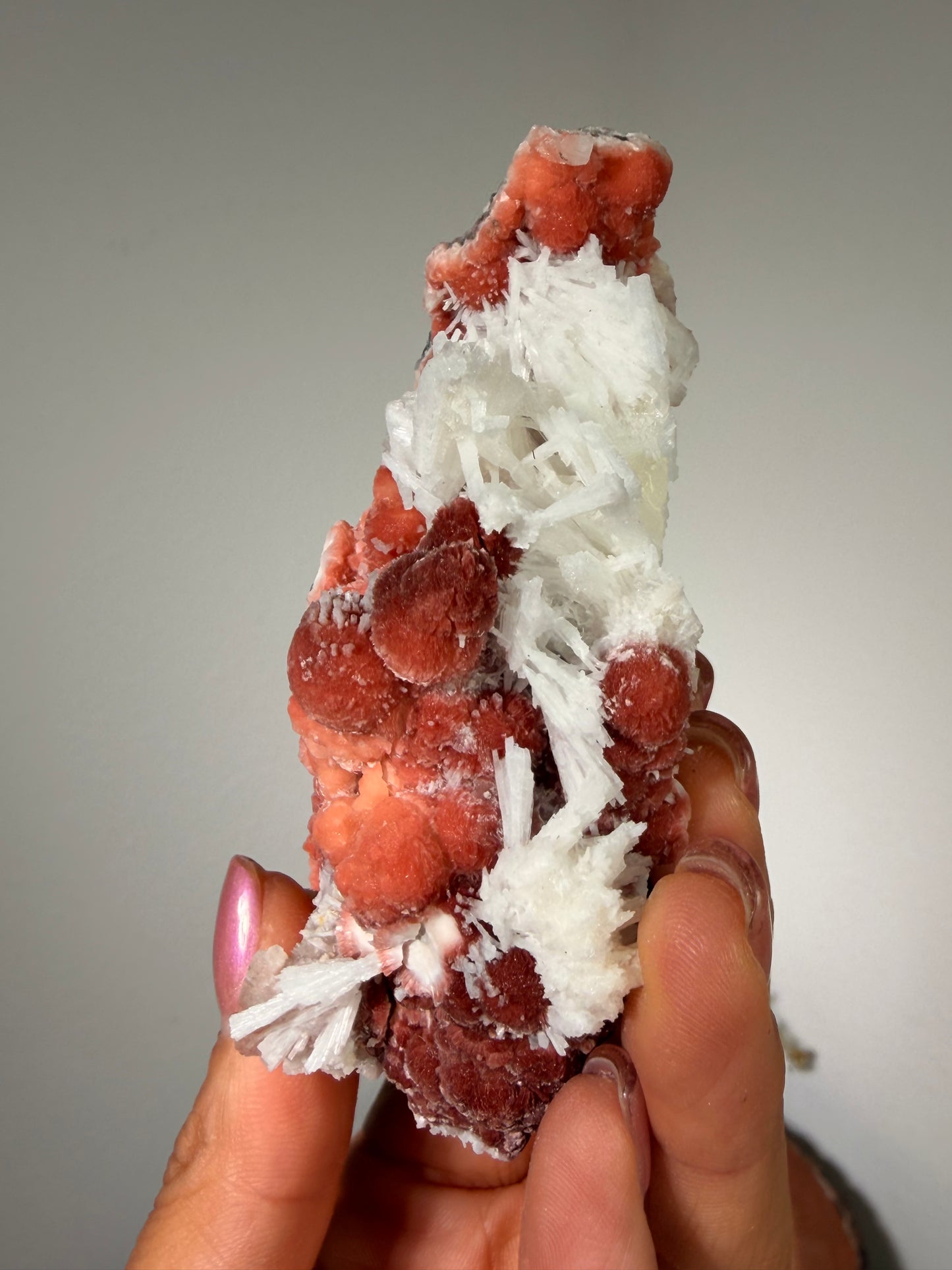 Red Thomsonite with Scolecite and Caclite 135a