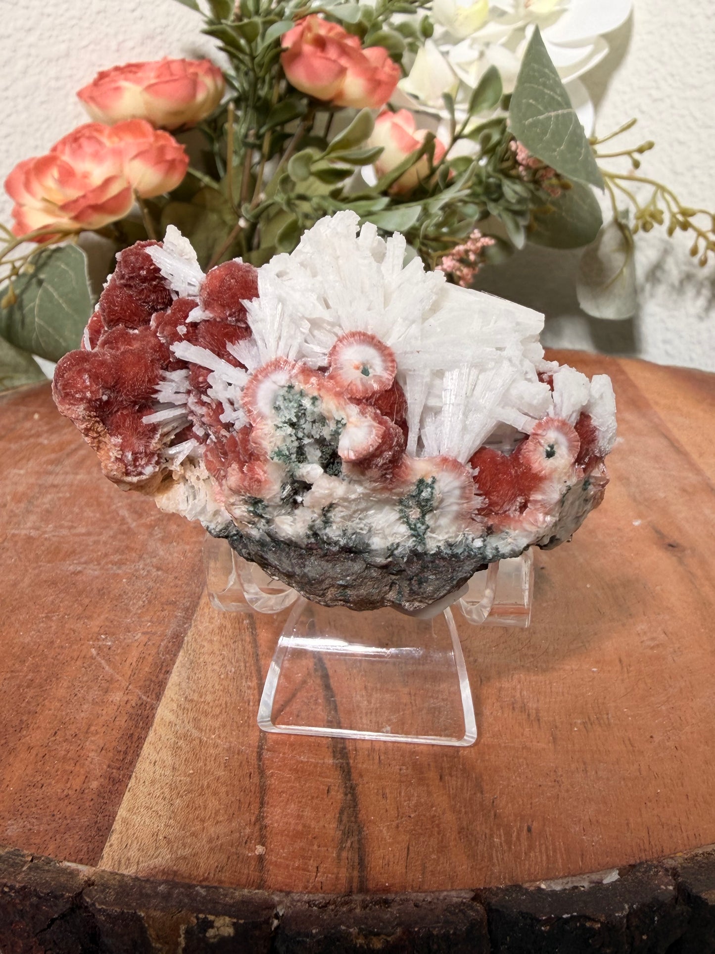 Red Thomsonite with Scolecite and Caclite 125b