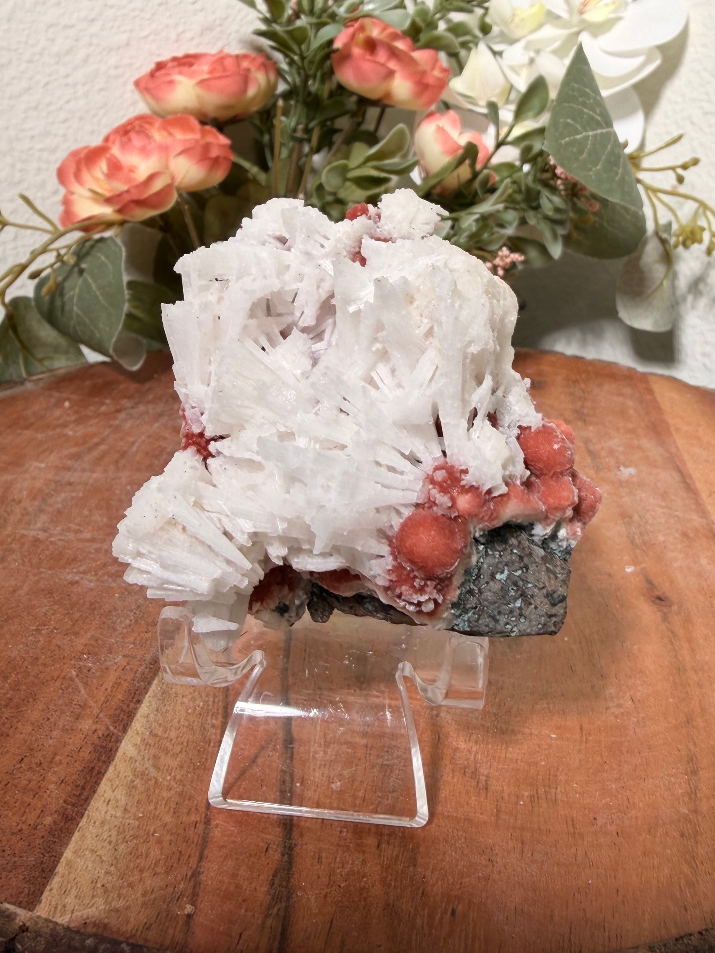 Red Thomsonite with Scolecite and Caclite 115a