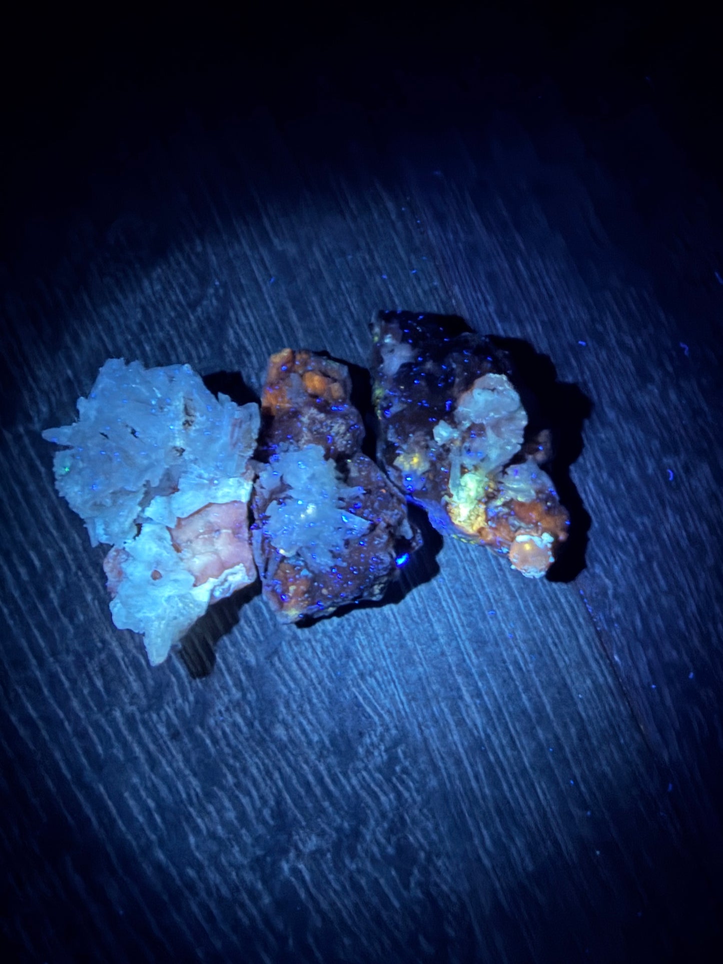 Red Thomsonite with Scolecite and Caclite 40, 40b, 40bx
