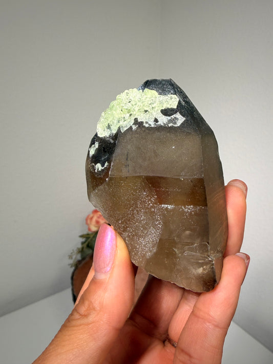 Smoky Quarts & Hyalite 92