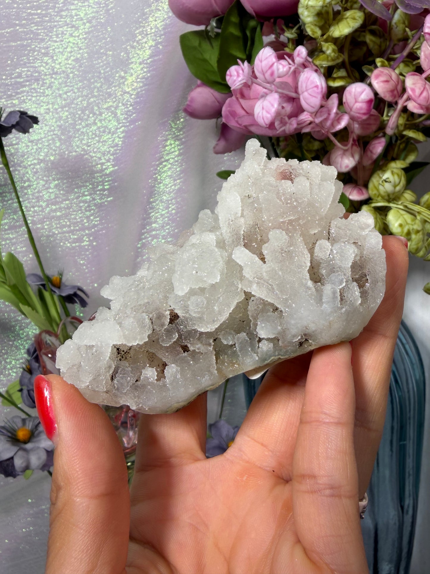 Chalcedony stalactite with hematite inclusions 30