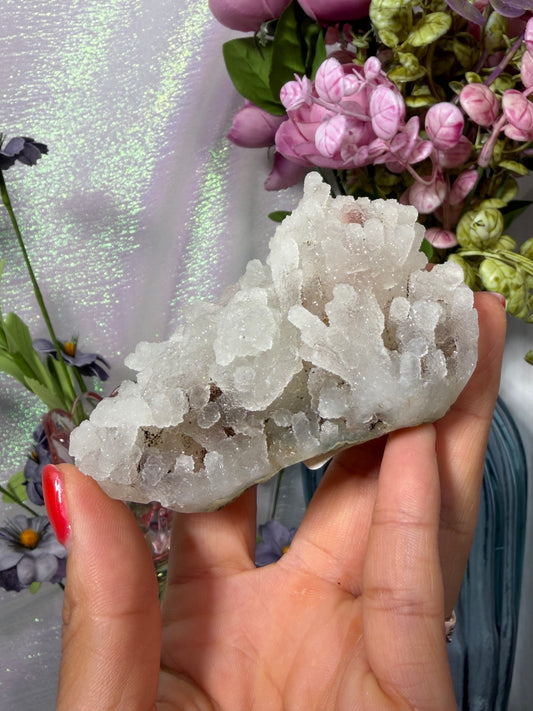 Chalcedony stalactite with hematite inclusions 30