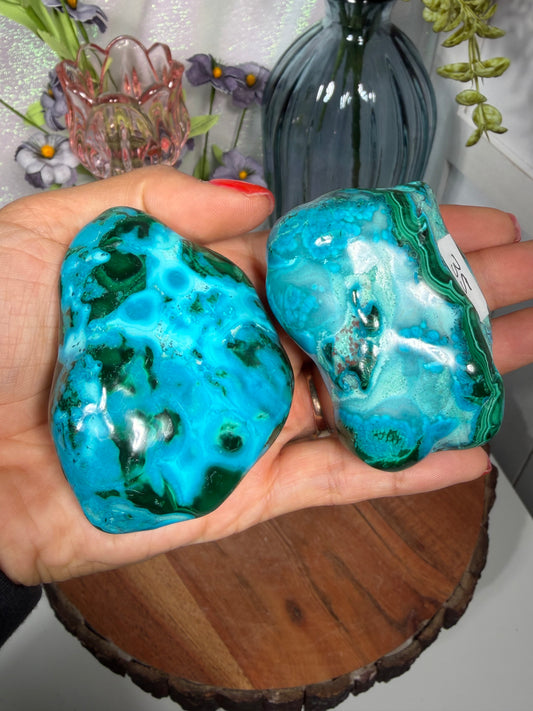 Chrysocolla malachite tumbles