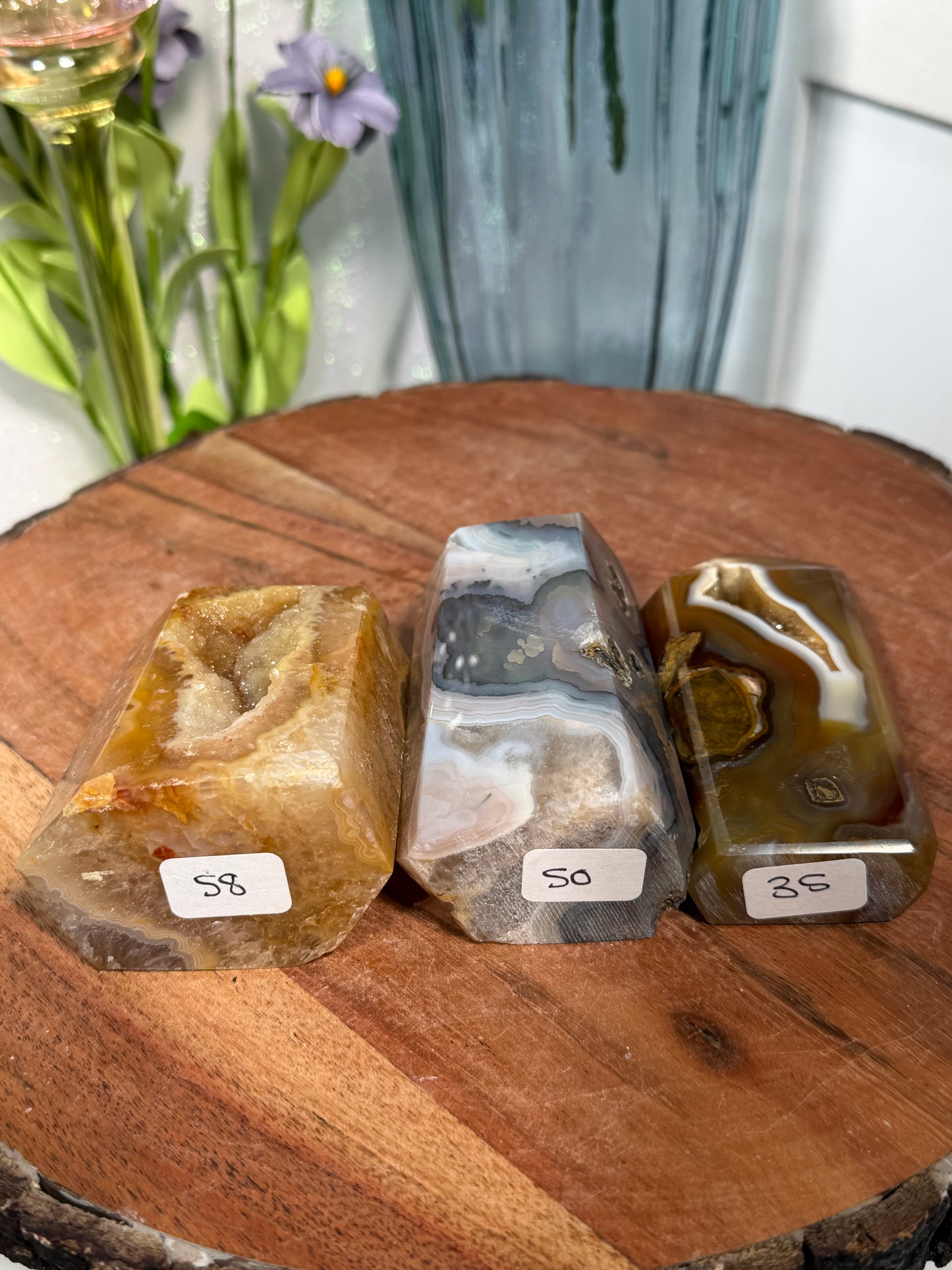 Druzy banded agate towers from Brazil