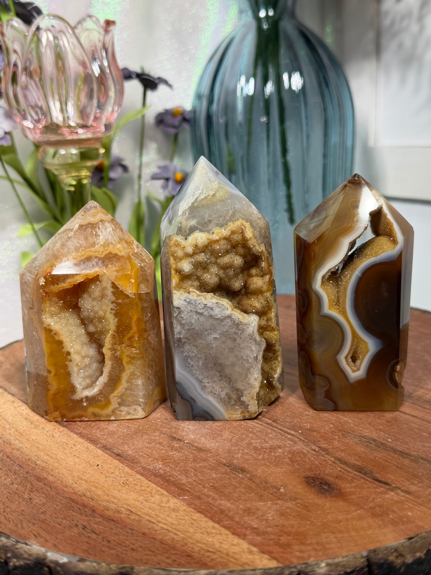 Druzy banded agate towers from Brazil