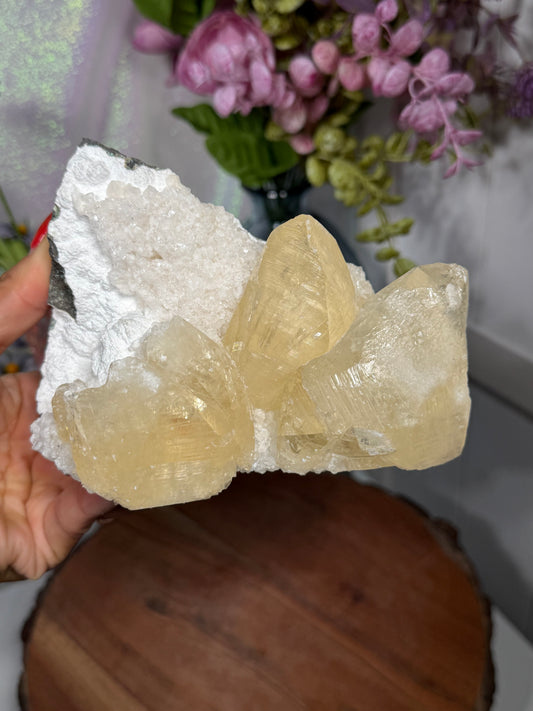 Dogtooth Calcite on Sugar Apophyllite