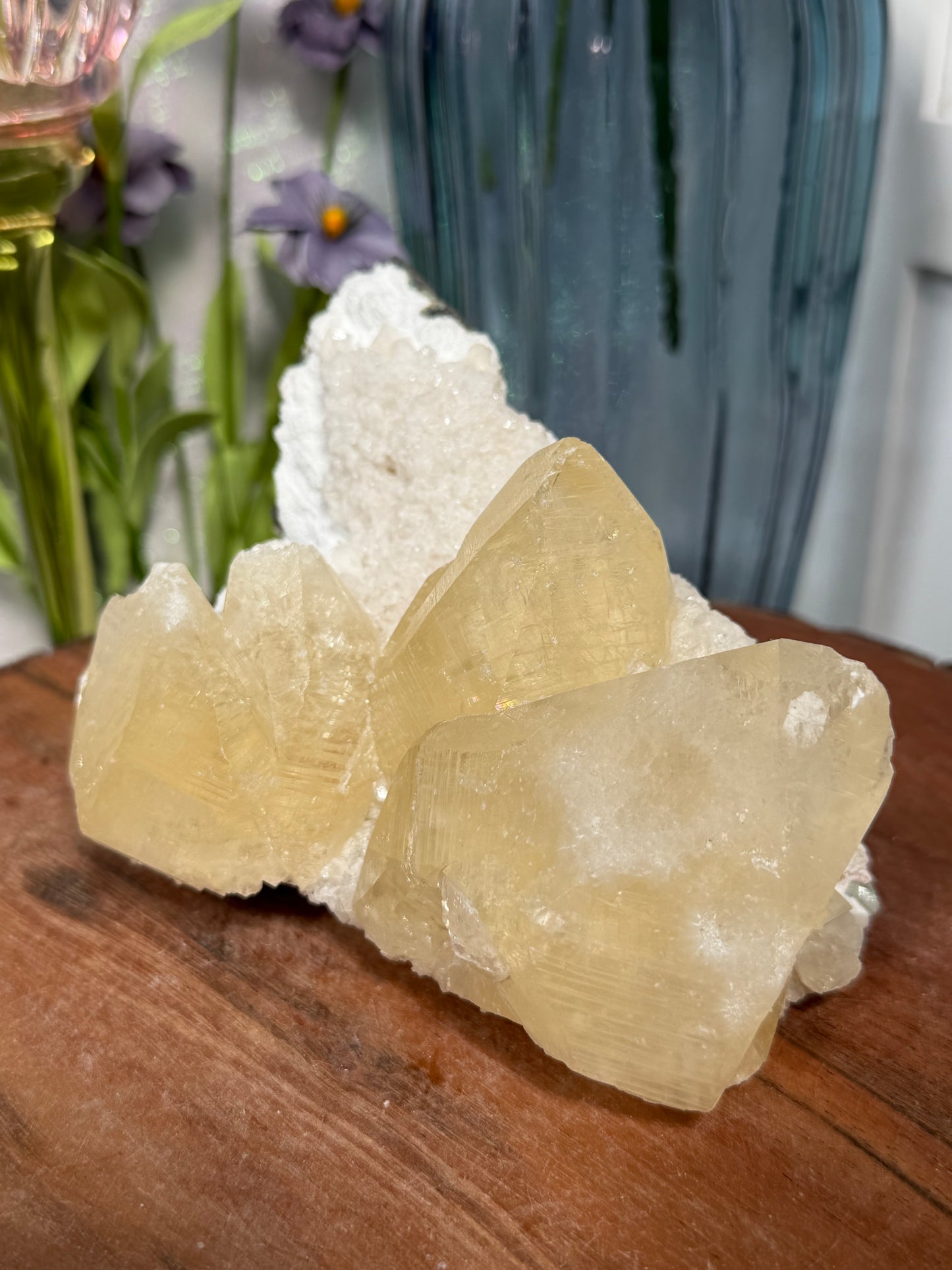 Dogtooth Calcite on Sugar Apophyllite