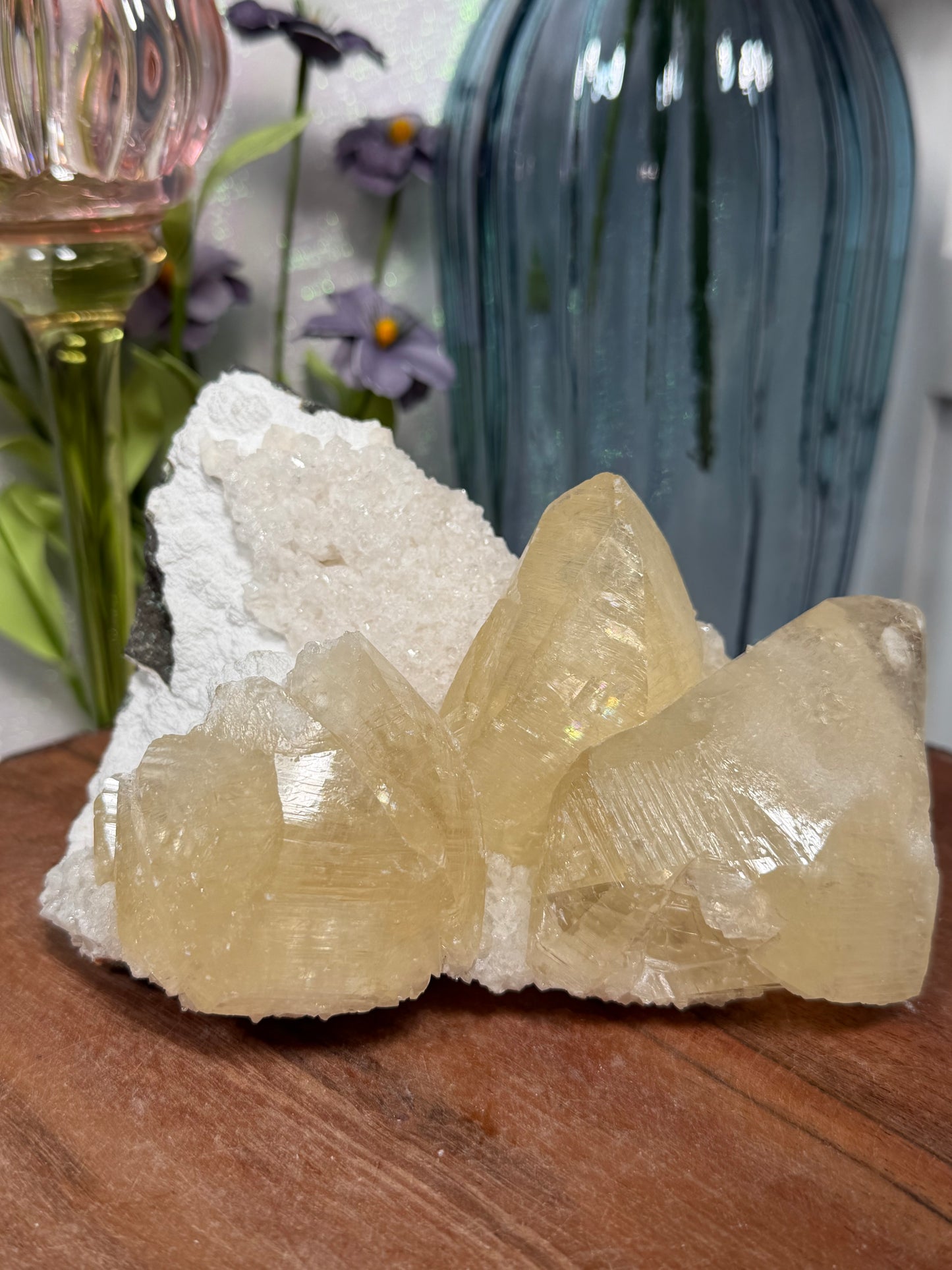 Dogtooth Calcite on Sugar Apophyllite