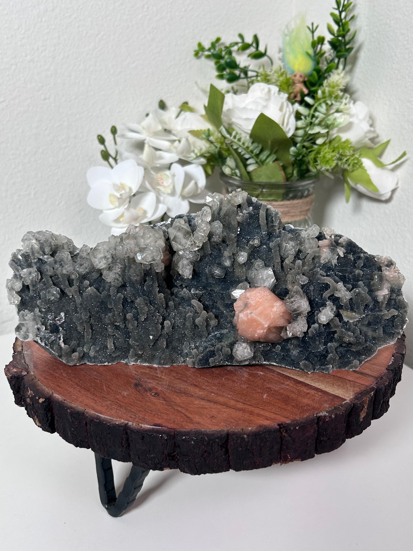 Black Chalcedony with Stilbite and Diamond Apophyllite 272