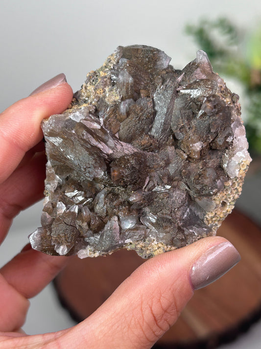 Dog Tooth Calcite with heulandite & chalcedony 28