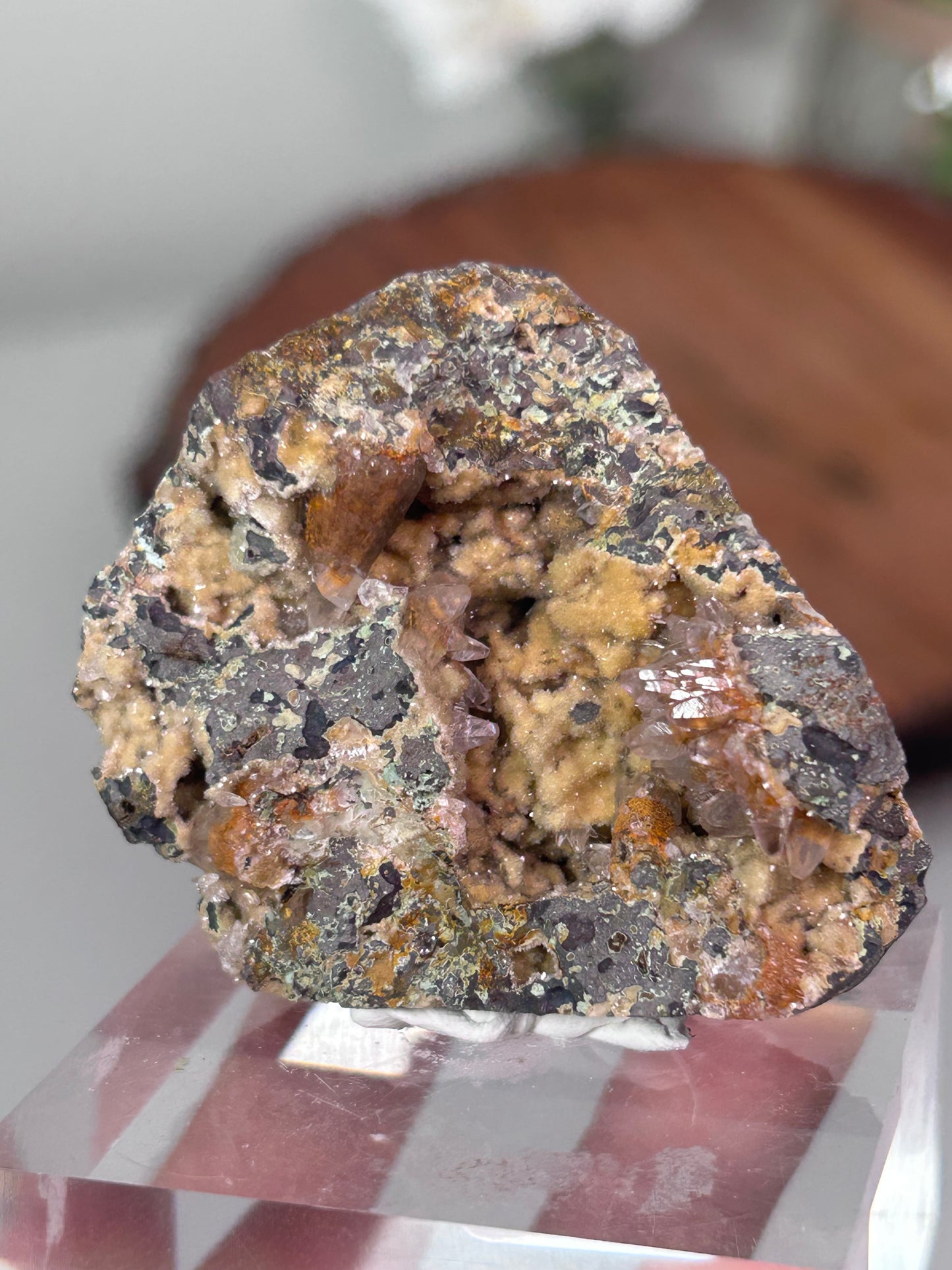 Dog Tooth Calcite with heulandite & chalcedony 18