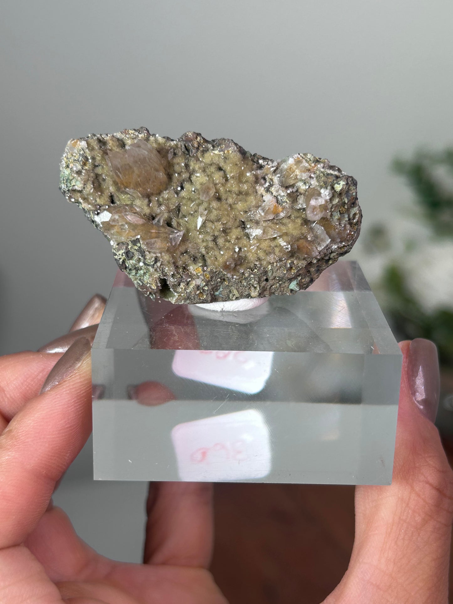 Dog Tooth Calcite with heulandite & chalcedony 10