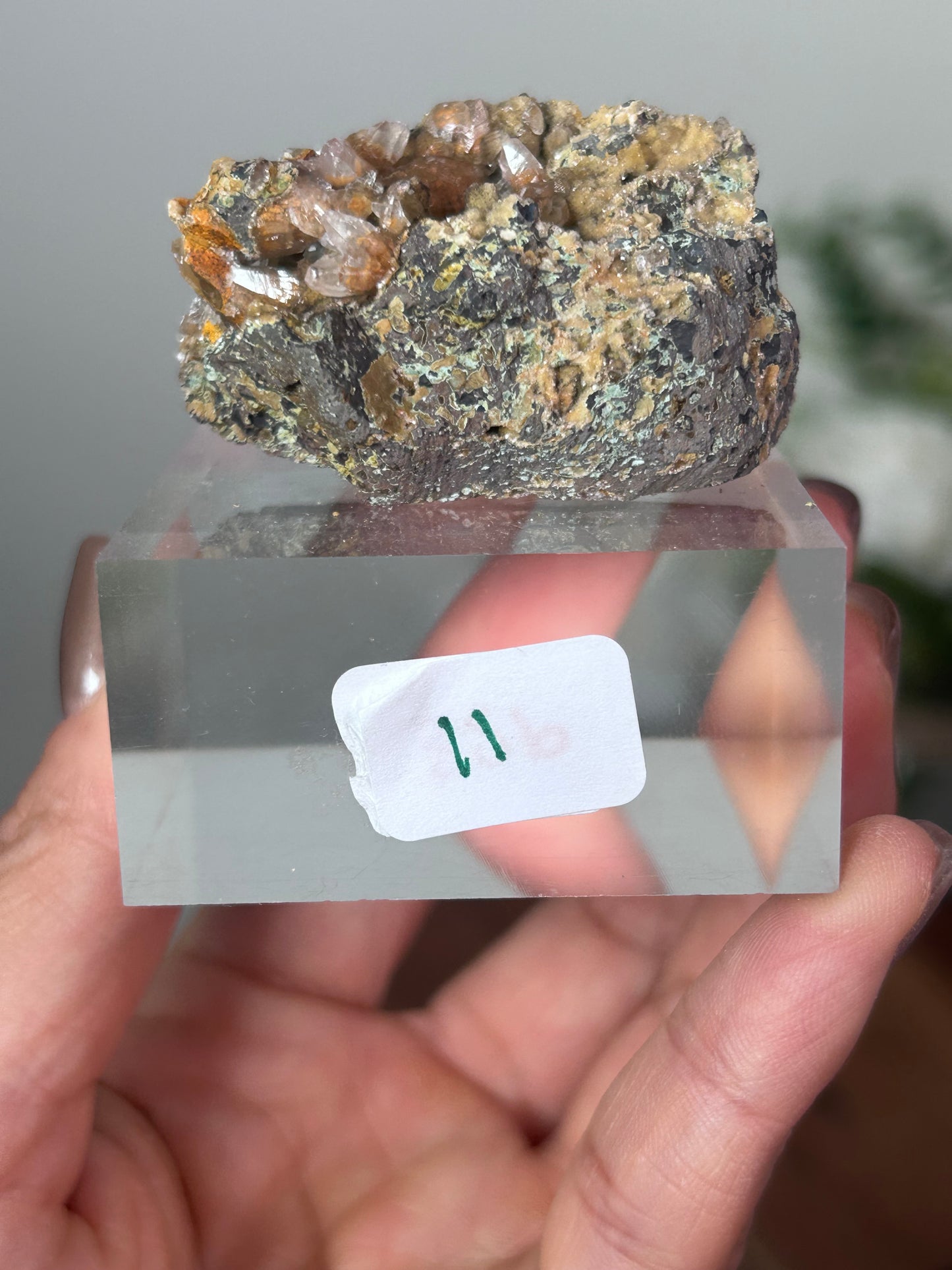Dog Tooth Calcite with heulandite & chalcedony 11