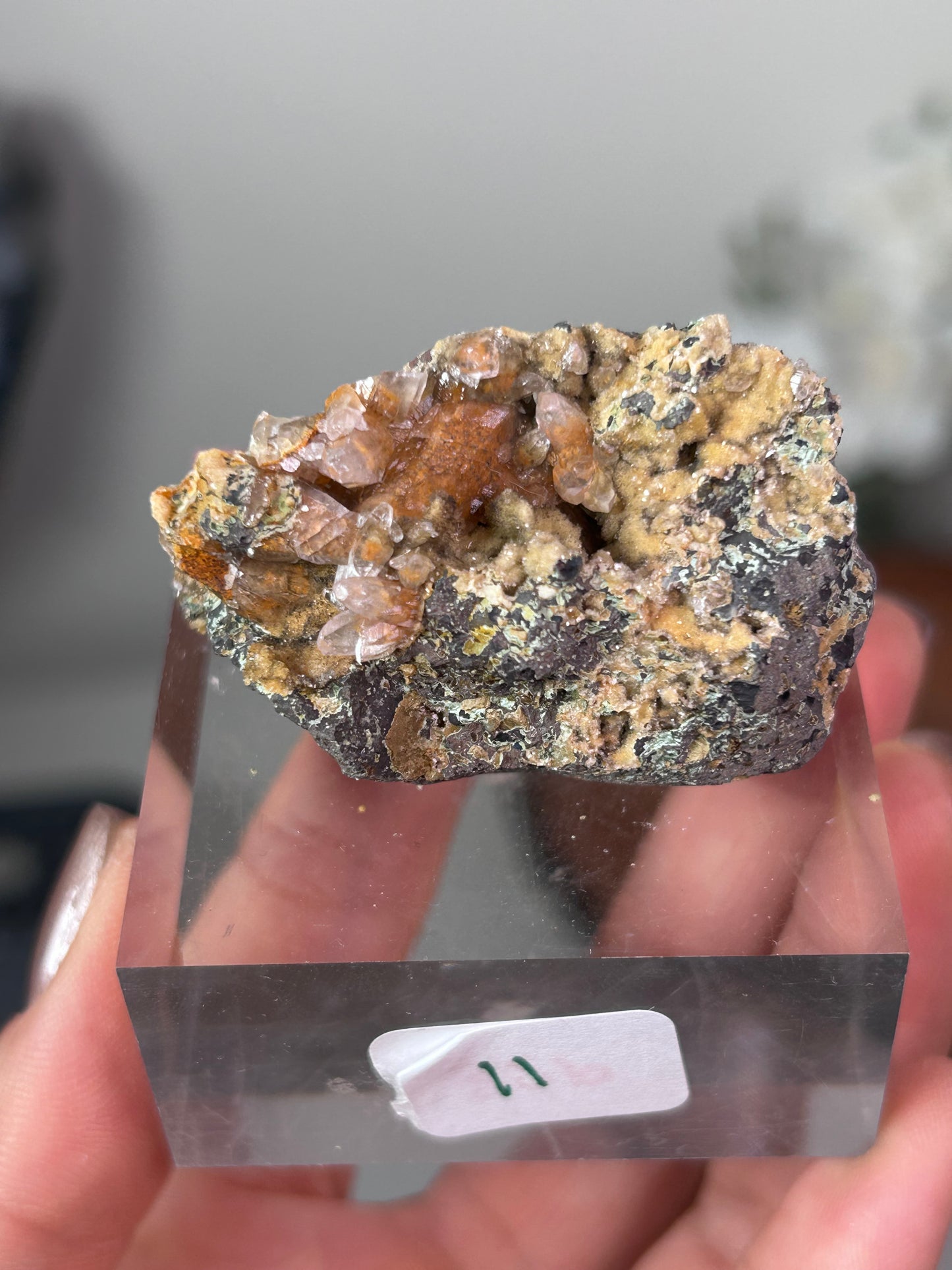 Dog Tooth Calcite with heulandite & chalcedony 11
