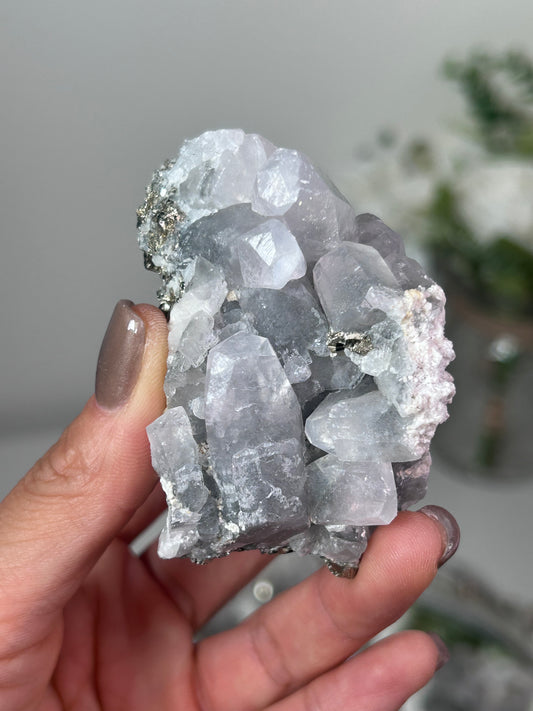 UV Reactive Calcite with Pyrite 79