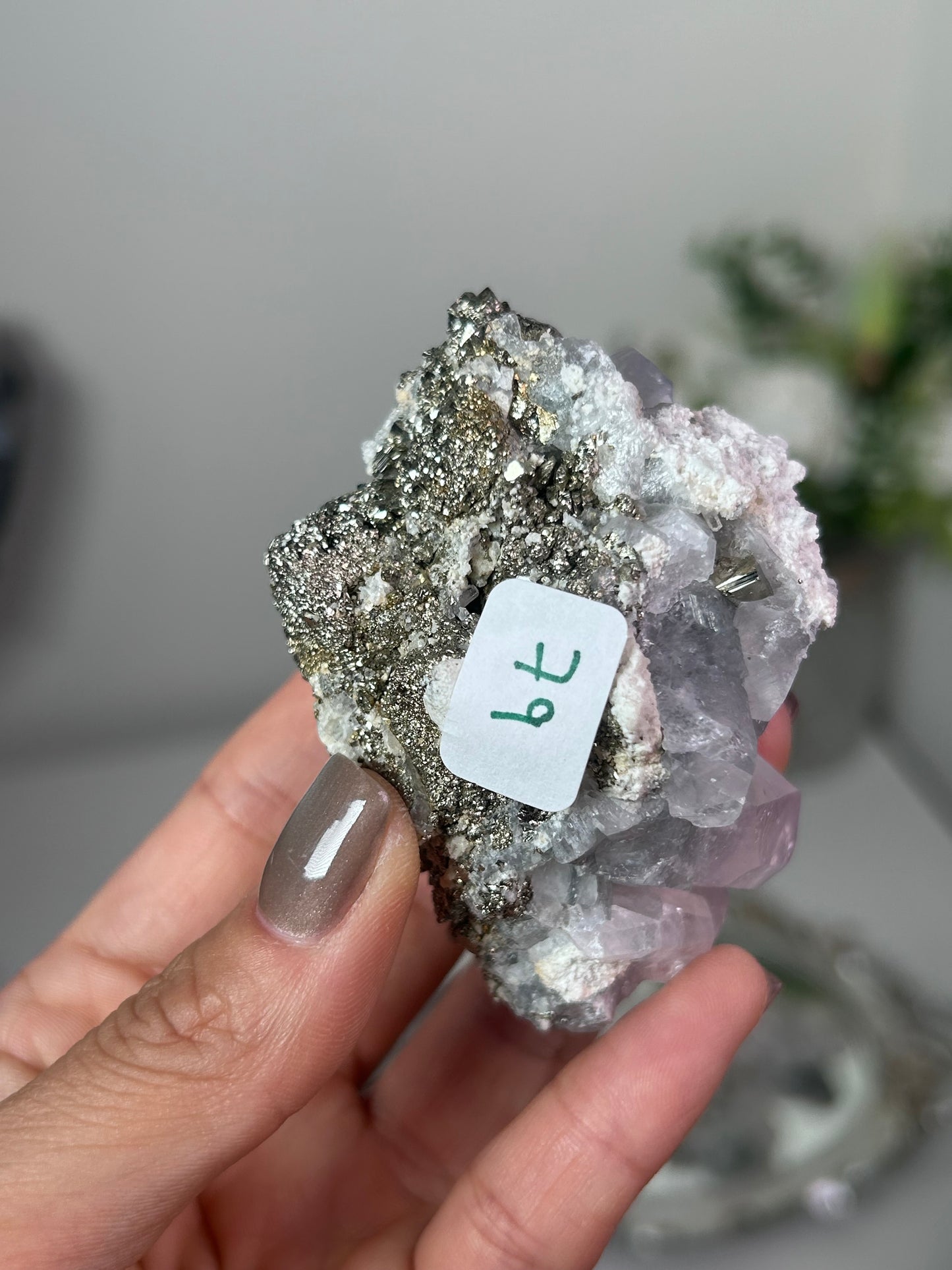 UV Reactive Calcite with Pyrite 79