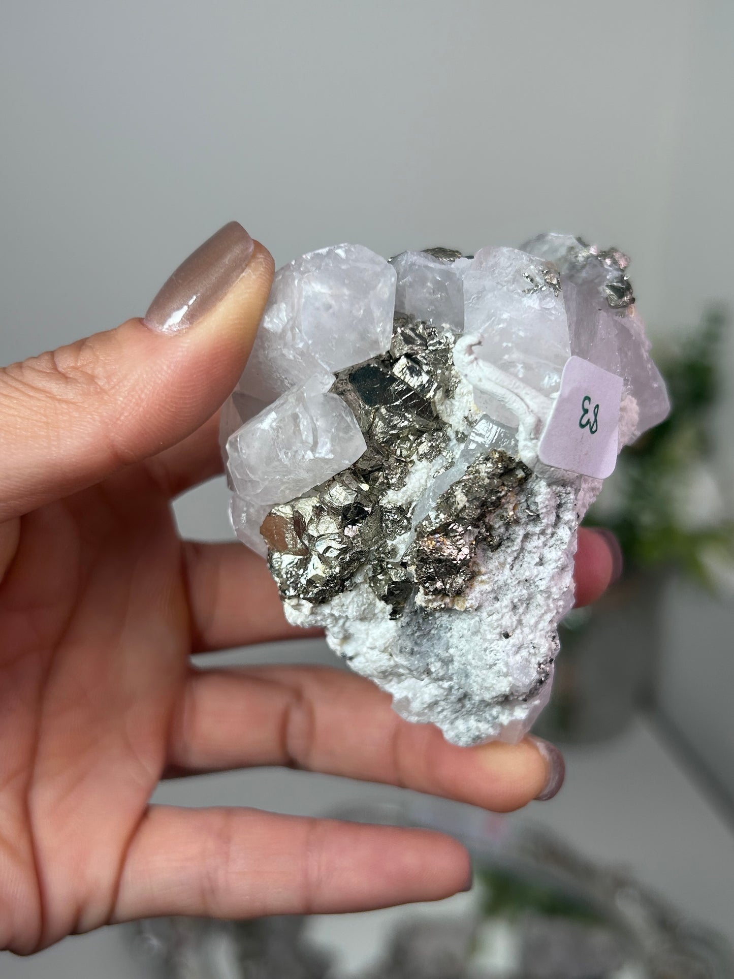 UV Reactive Calcite with Pyrite 83