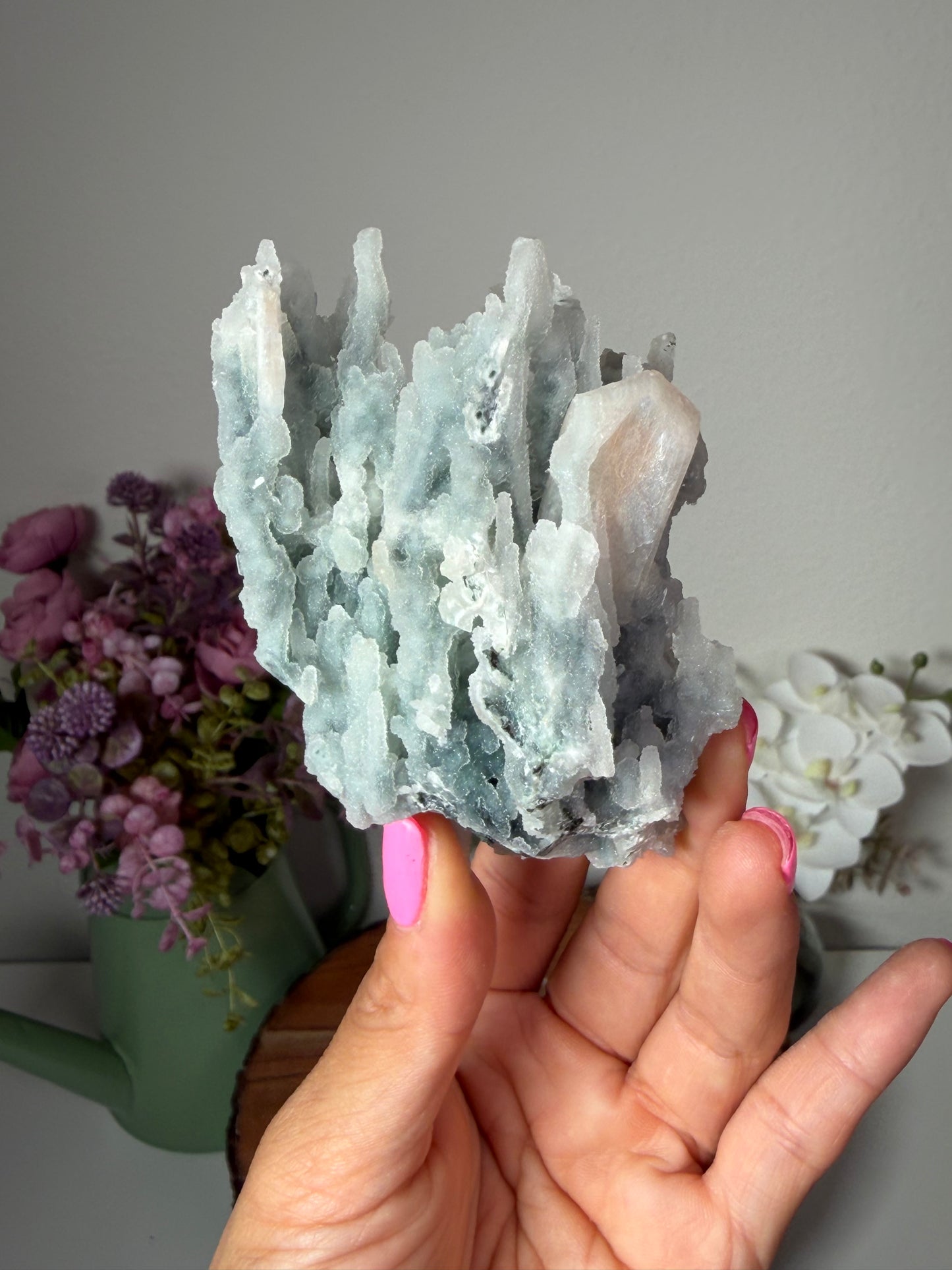 "Winter's Crown" Blue Chalcedony Stalactite with Heulandite, Stilbite, Prehnite 125