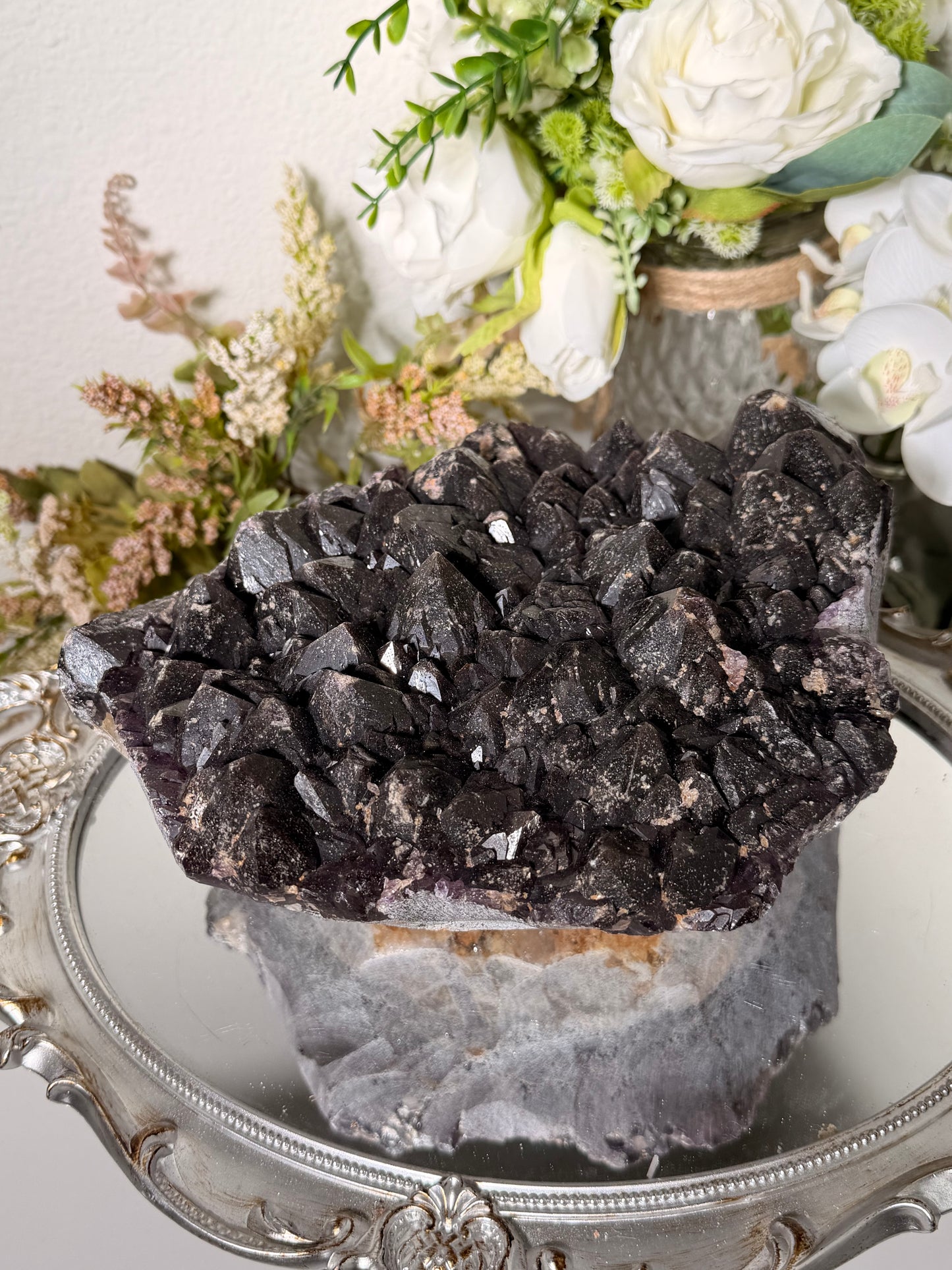 "Royal Jelly" Black Alien Amethyst 340