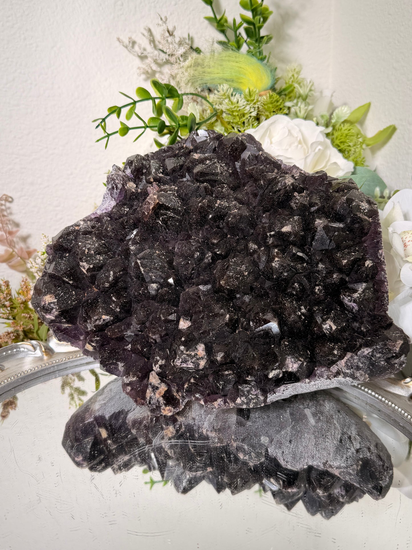 "Royal Jelly" Black Alien Amethyst 340