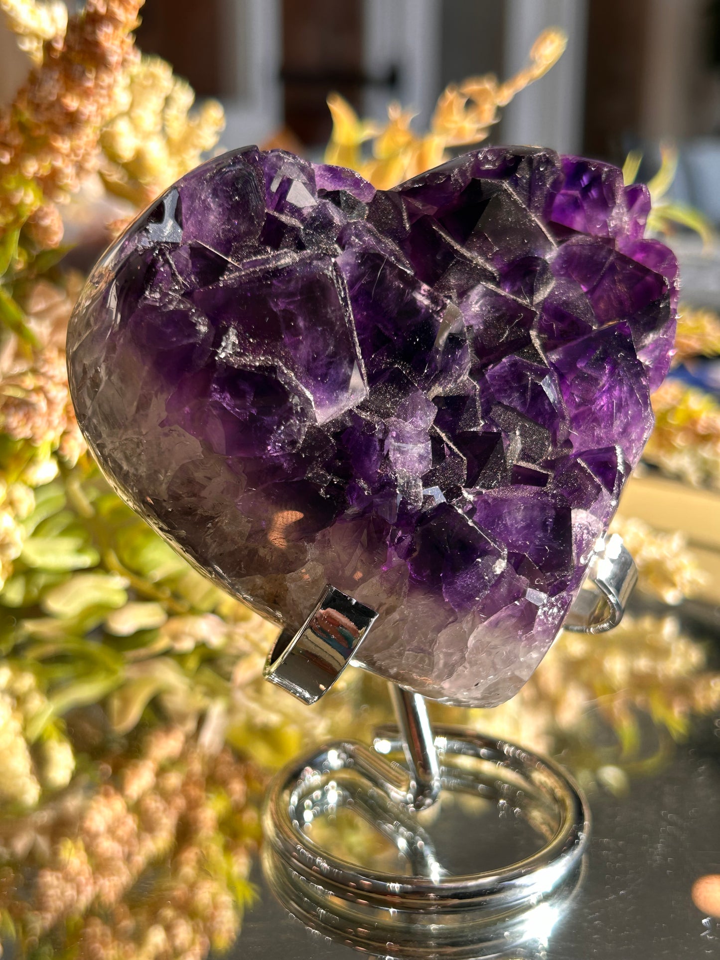 Amethyst Heart w\ stand