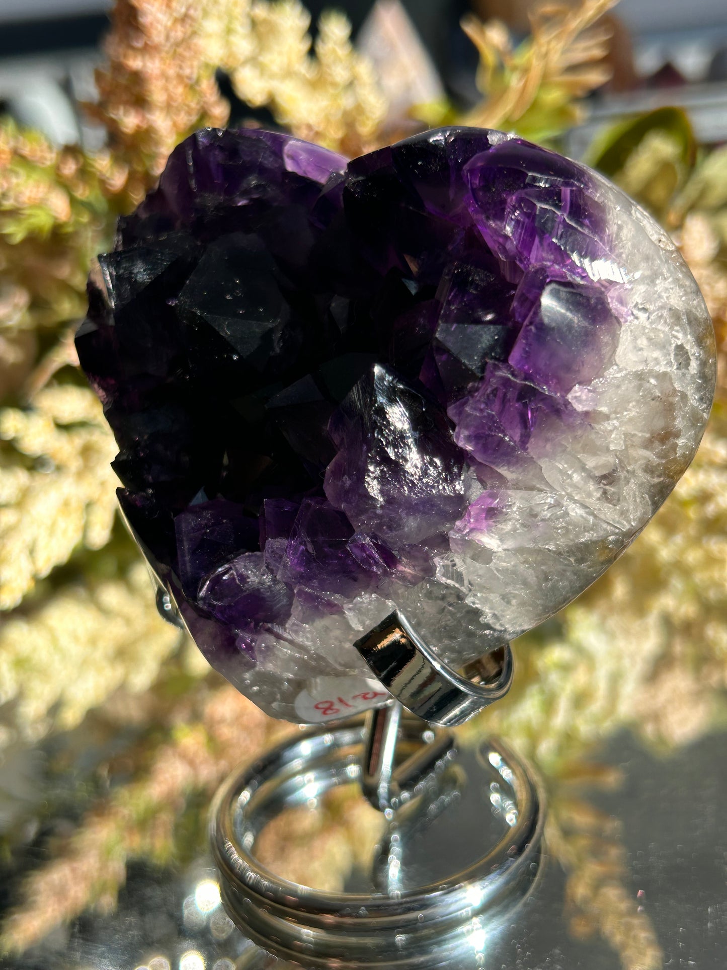 Amethyst Heart w\ stand