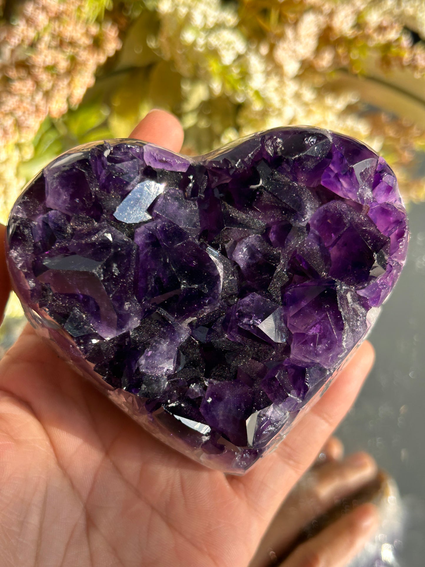 Amethyst Heart w\ stand