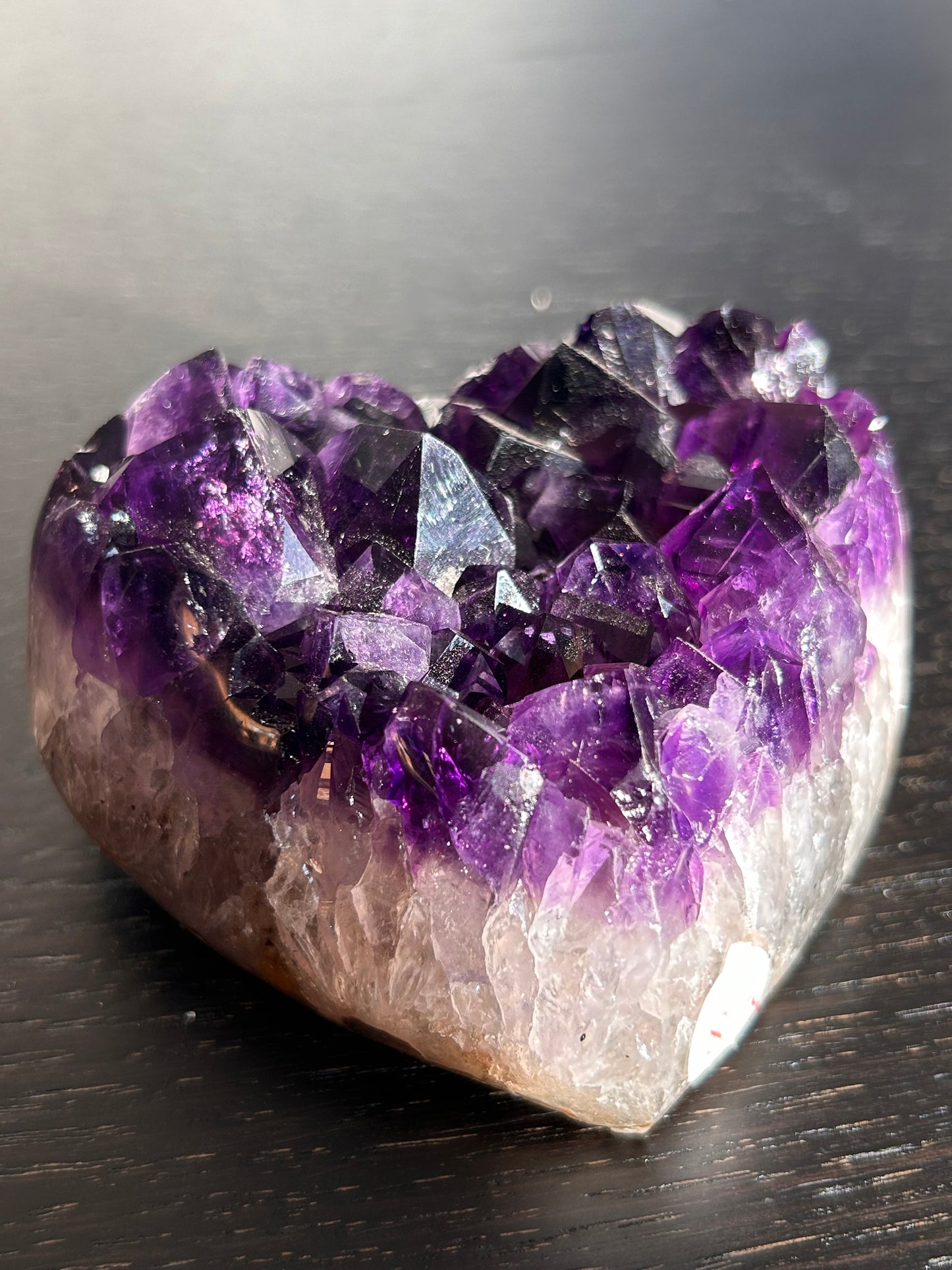 Amethyst Heart w\ stand